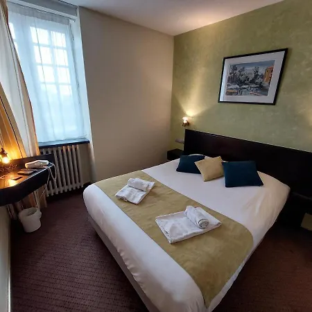 酒店 Logis - Et Restaurant Le Lion D'or 3*