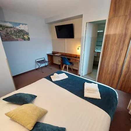 酒店 Logis - Et Restaurant Le Lion D'or