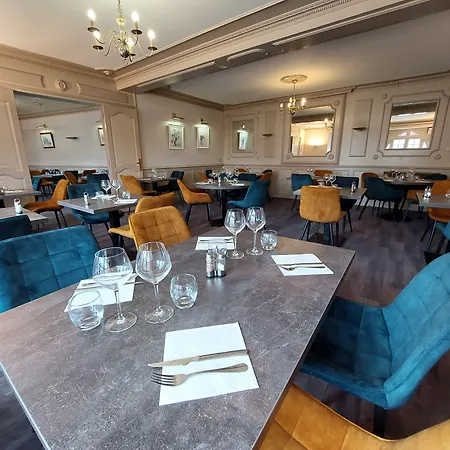 Logis - Et Restaurant Le Lion D'or 酒店