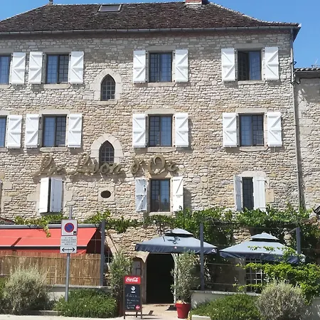 Hotel Logis - Et Restaurant Le Lion D'or