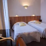 Logis - Et Restaurant Le Lion D'or Otel Gramat