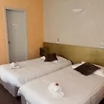Logis - Et Restaurant Le Lion D'or Otel Gramat