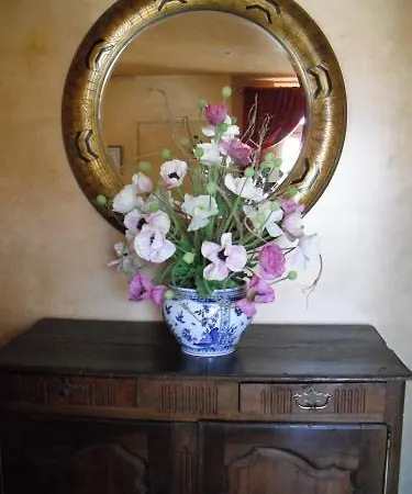 Logis - Et Restaurant Le Lion D'or グラマ