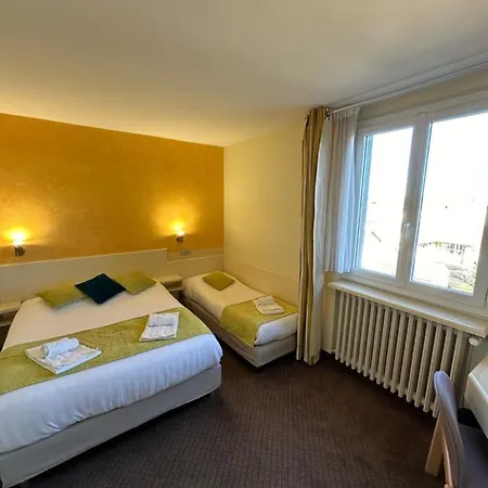 ホテル Logis - Et Restaurant Le Lion D'or