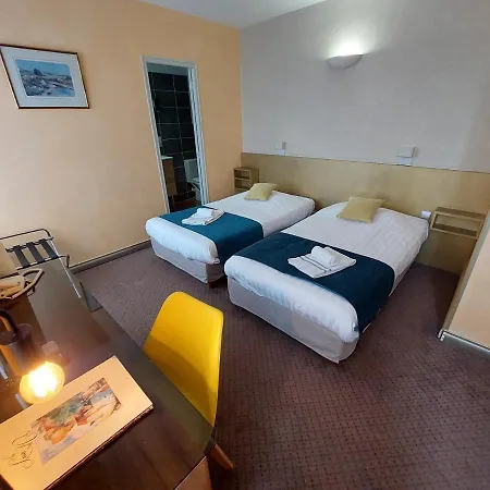 Logis - Et Restaurant Le Lion D'or Hotel Gramat