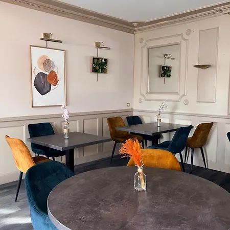 Logis - Et Restaurant Le Lion D'or غرامات