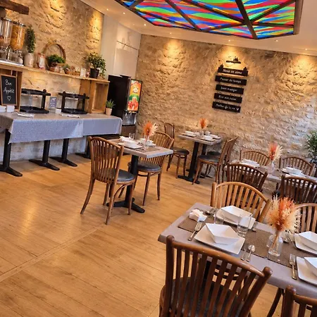 Logis - Et Restaurant Le Lion D'or Hotel Gramat